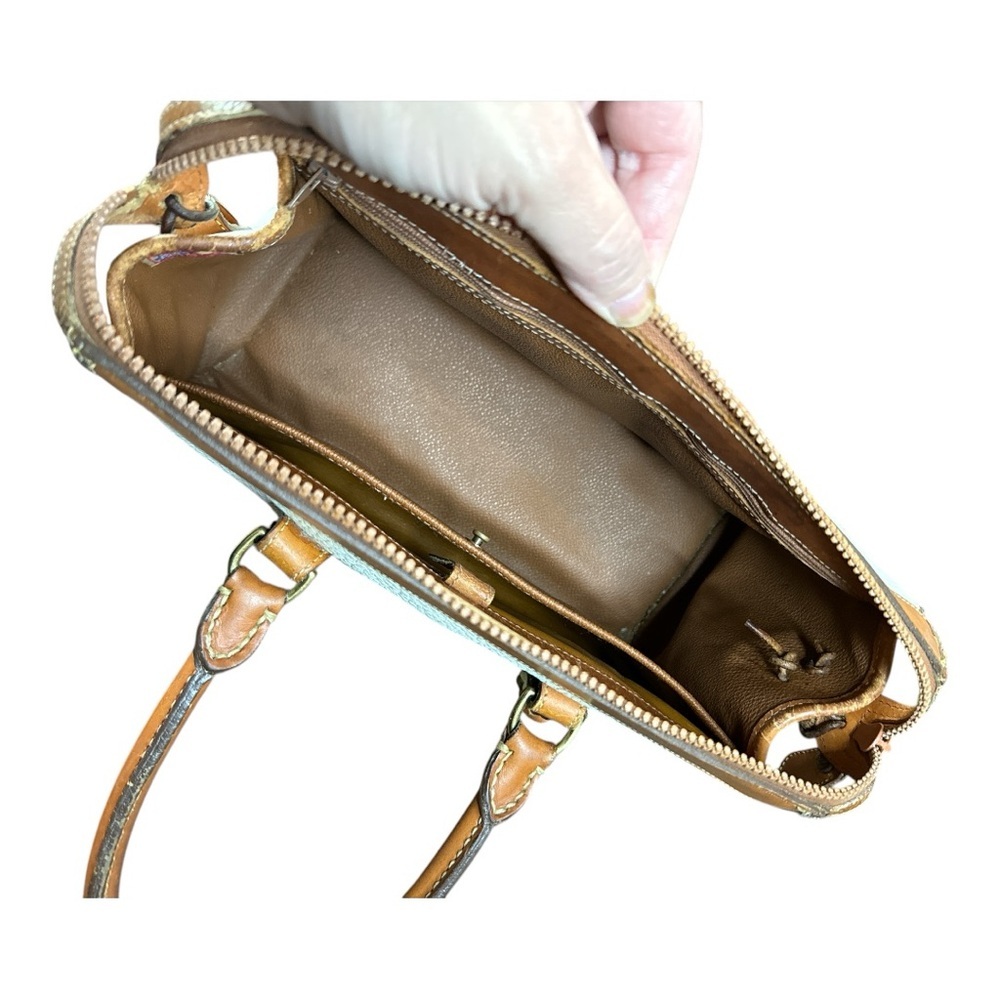 Project Dooney & Bourke White and Tan Leather Satchel - Picture 8 of 11